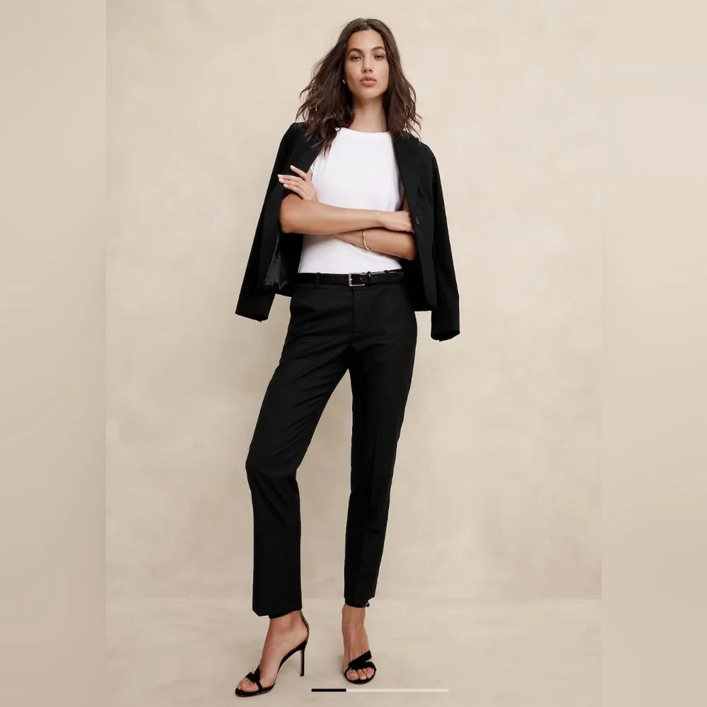 Banana Republic Ryan Black Slacks NWT